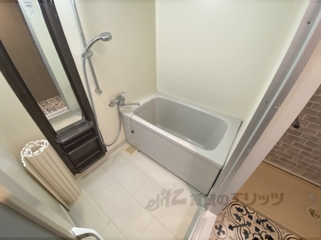 バス・シャワールーム　バス