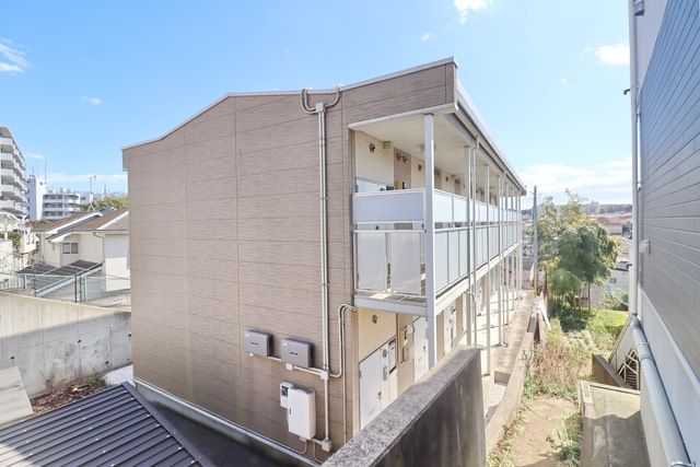 神奈川県横浜市緑区新治町（アパート）の賃貸物件の外観