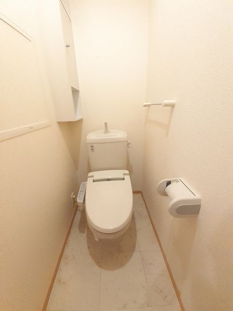【リュミエールIIIのトイレ】