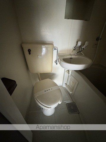 宇品川手ビルのトイレ写真