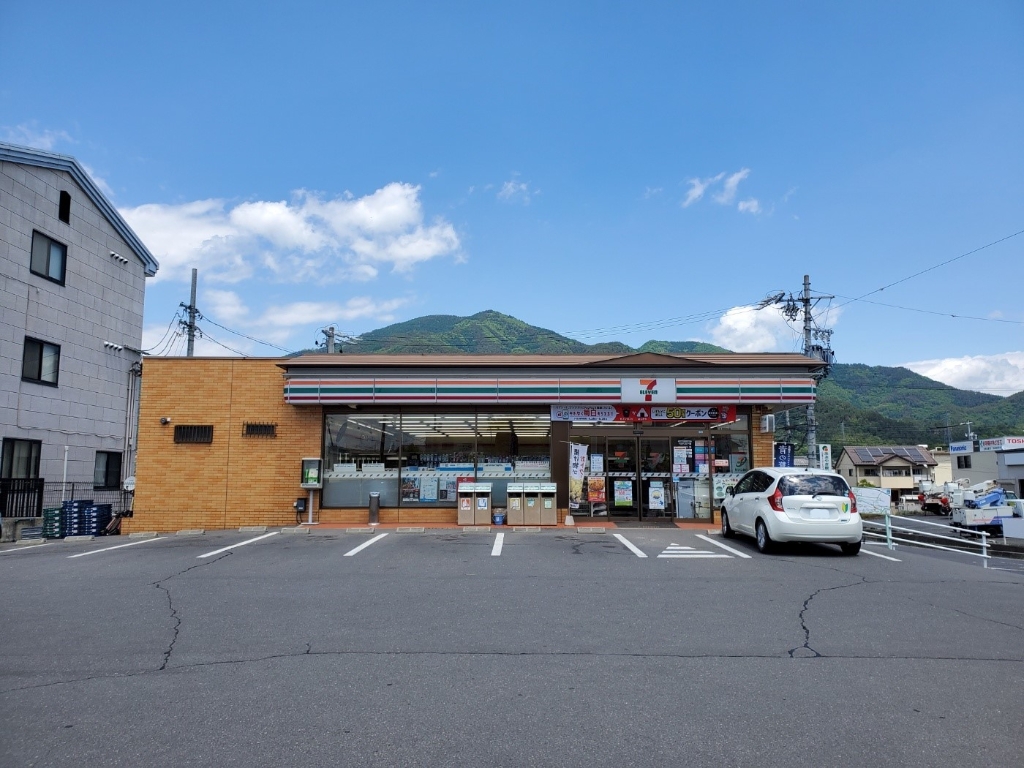 コンビニ　セブンイレブン 上田住吉店（コンビニ）まで569m