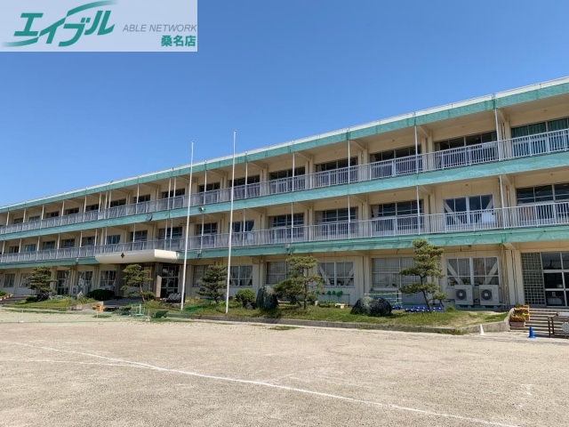 小学校　桑名市立立教小学校（小学校）まで600m