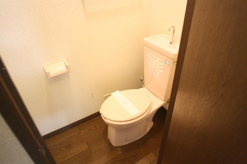 トイレ　トイレ