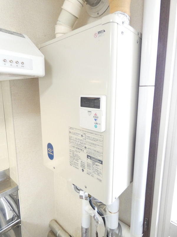 その他設備　給湯器