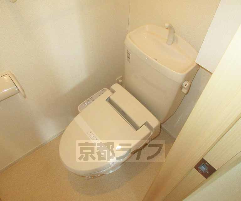 トイレ　清潔感のあるトイレです