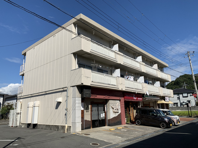 【コーポかおりの建物外観】