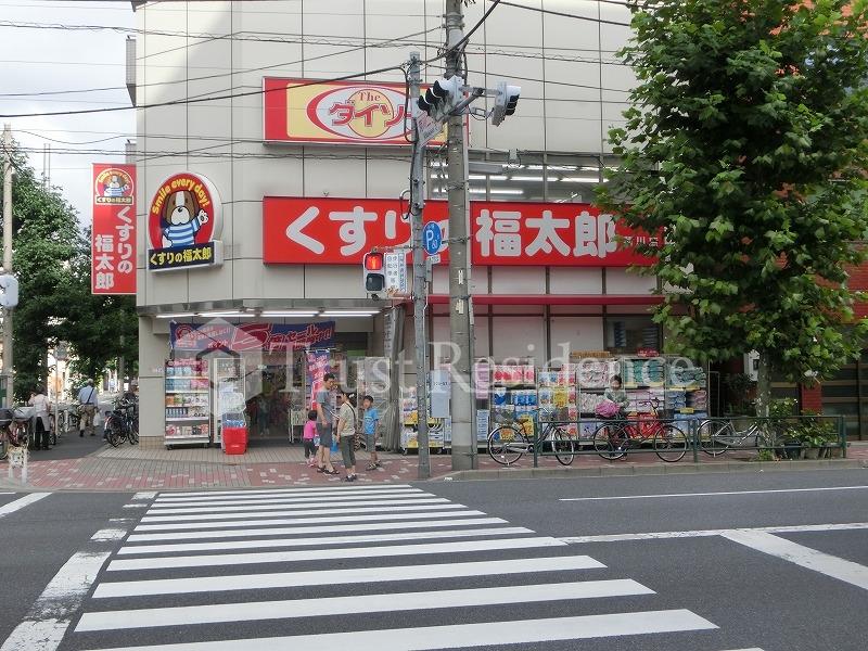 【墨田区緑のマンションのドラックストア】