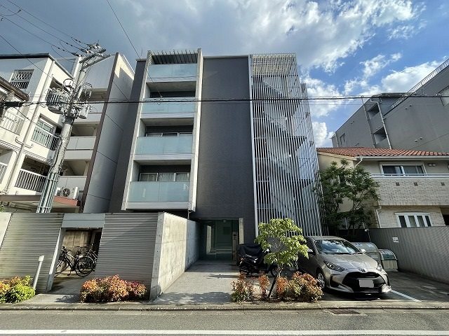 ライズ京都北山の建物外観