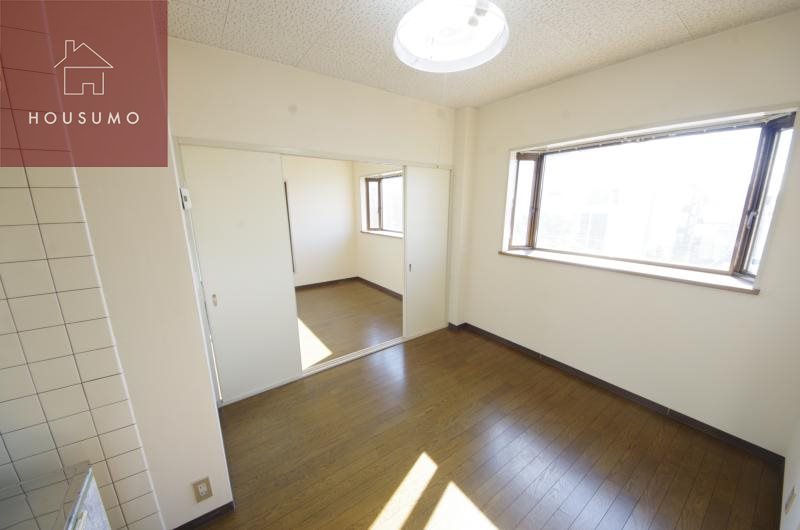 居室・リビング　居間です