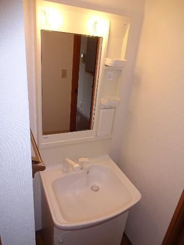 洗面設備　洗髪洗面化粧台