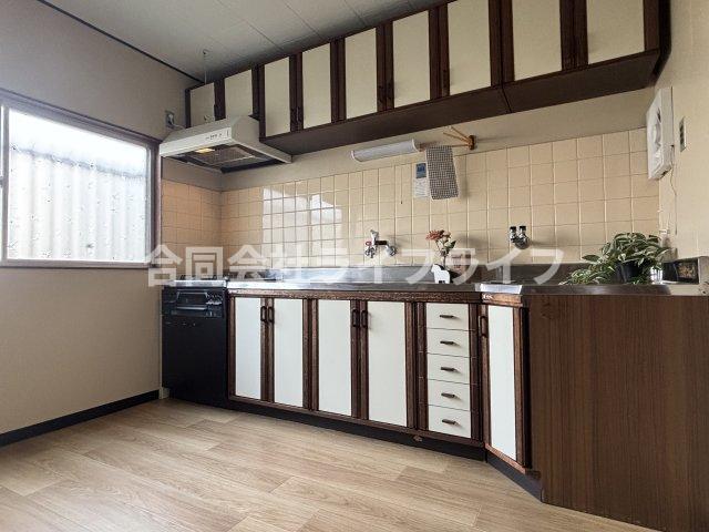 キッチン　キッチンでお料理をお楽しみください