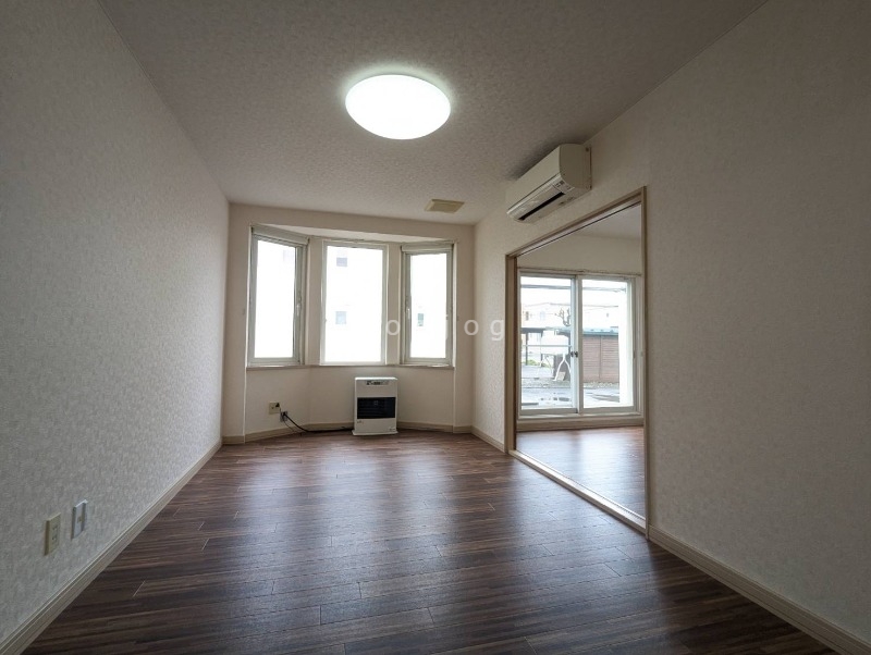 ペアレント_内装_0