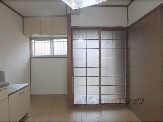 居室・リビング　洋室