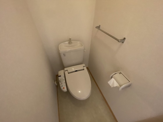 トイレ　※別部屋の写真です