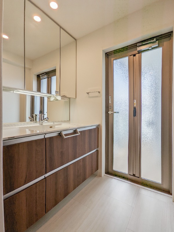 洗面設備　図面と現状に相違がある場合には現状を優先