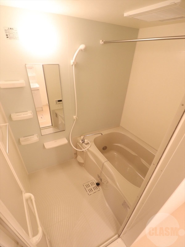 バス・シャワールーム　浴室乾燥機付き