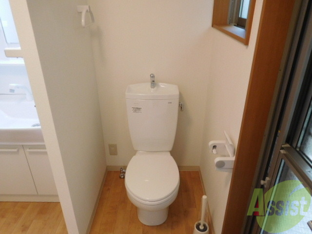 トイレ　おトイレも真っ白！