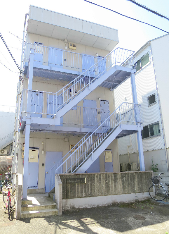 建物外観　★駅から５分の好立地★