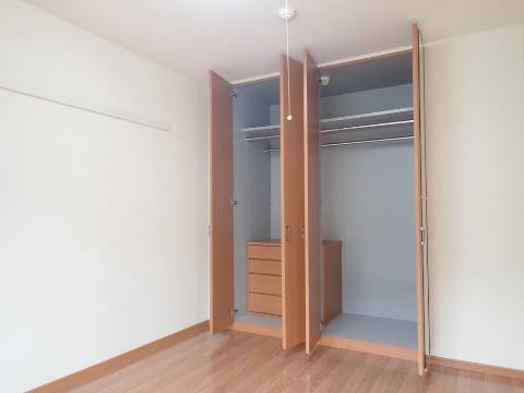 収納　クローゼット（イメージ）