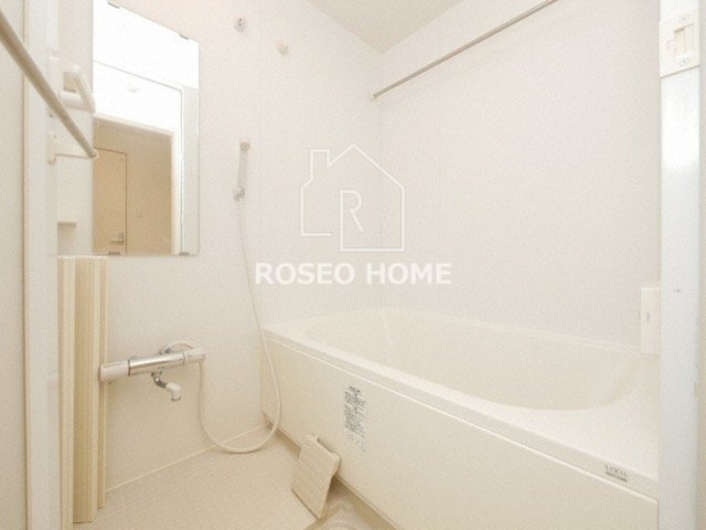 バス・シャワールーム　同マンション別部屋：参考写真