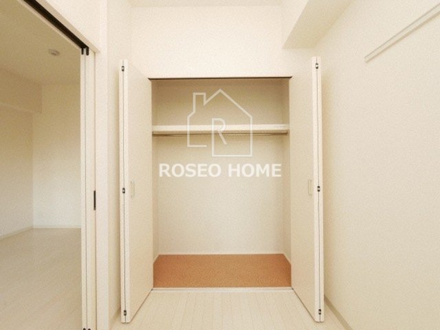 収納　同マンション別部屋：参考写真