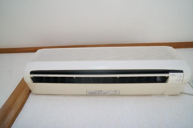その他設備　エアコン設置済☆オールシーズン快適で面倒な取付作業なし♪