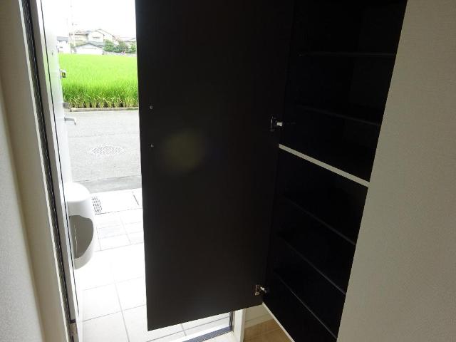 玄関　下駄箱（イメージ）