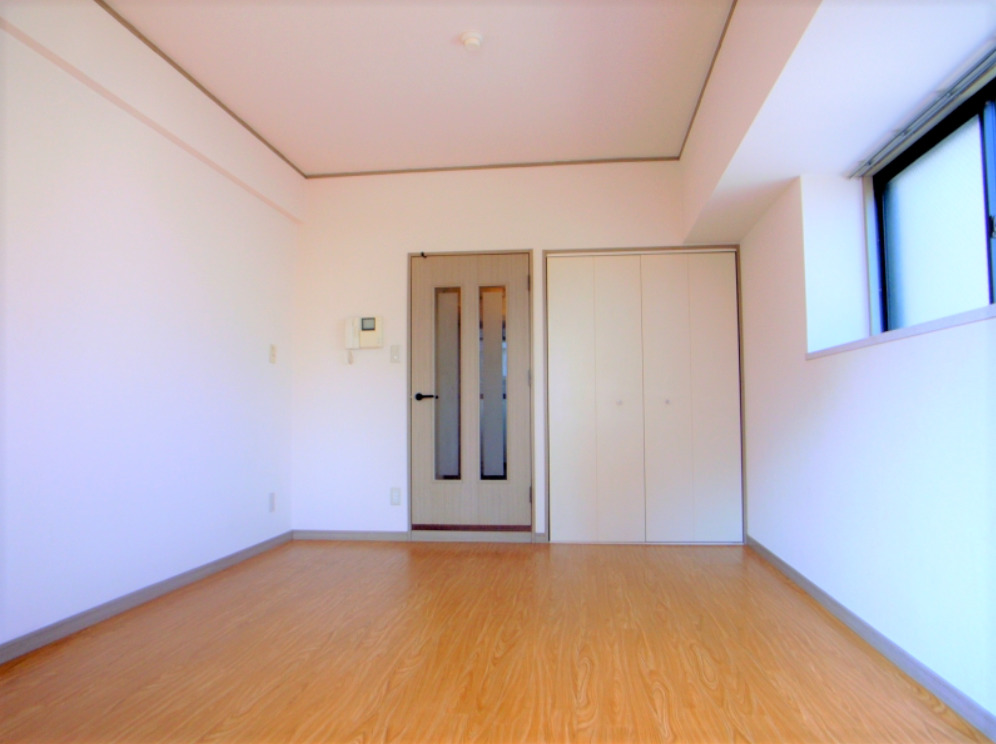 居室・リビング　物件の内装です