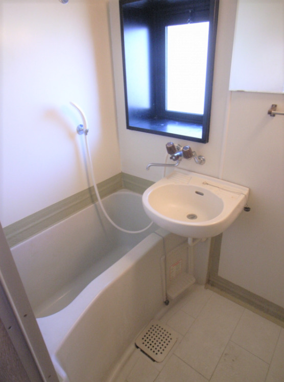 バス・シャワールーム　日々の疲れを癒すお風呂付です