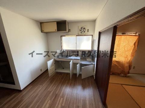 キッチン　コンパクトなキッチンで掃除もラクラク