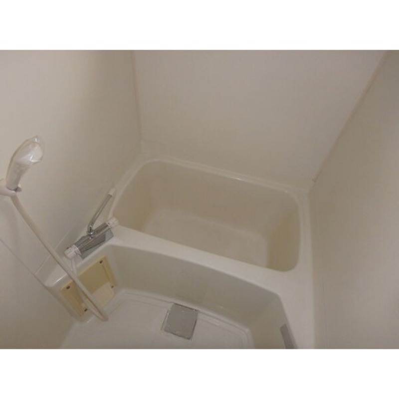 バス・シャワールーム　図面と現状に相違がある場合には現状を優先