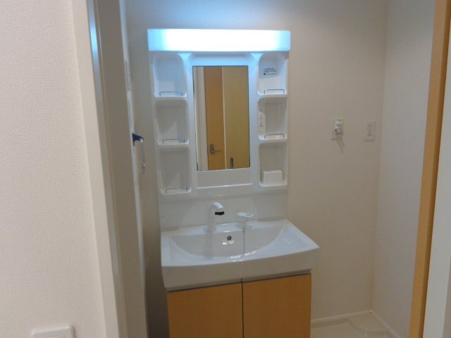 洗面設備　洗髪洗面化粧台