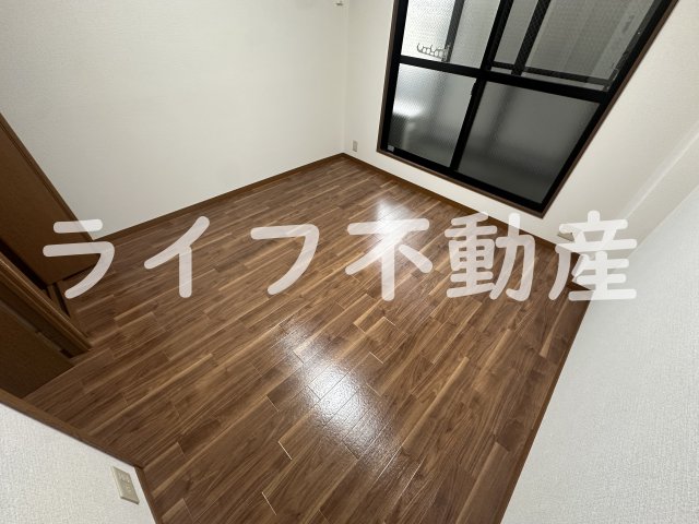 居室・リビング　ゆったり過ごせる居間です