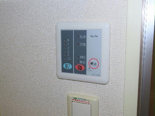 洗面設備　浴室乾燥機能付き