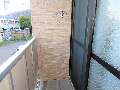 バルコニー　洗濯物を外干しできます