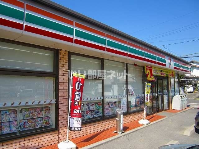 コンビニ　セブンイレブン生野屋店（コンビニ）まで969m