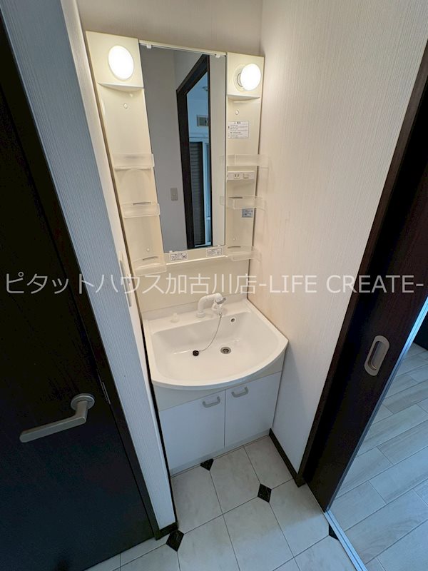 洗面設備　写真はＢ106