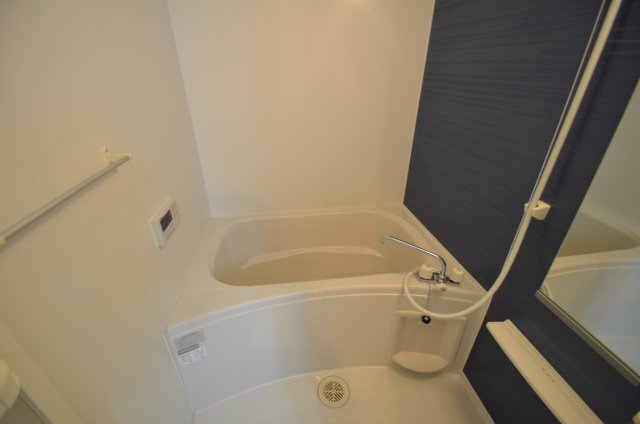 バス・シャワールーム　追い焚き機能付き