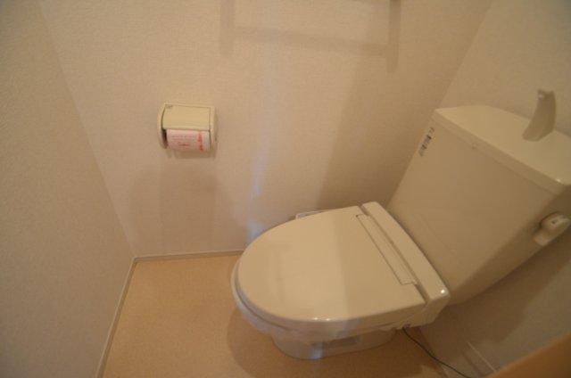 トイレ　気分すっきり温水洗浄便座