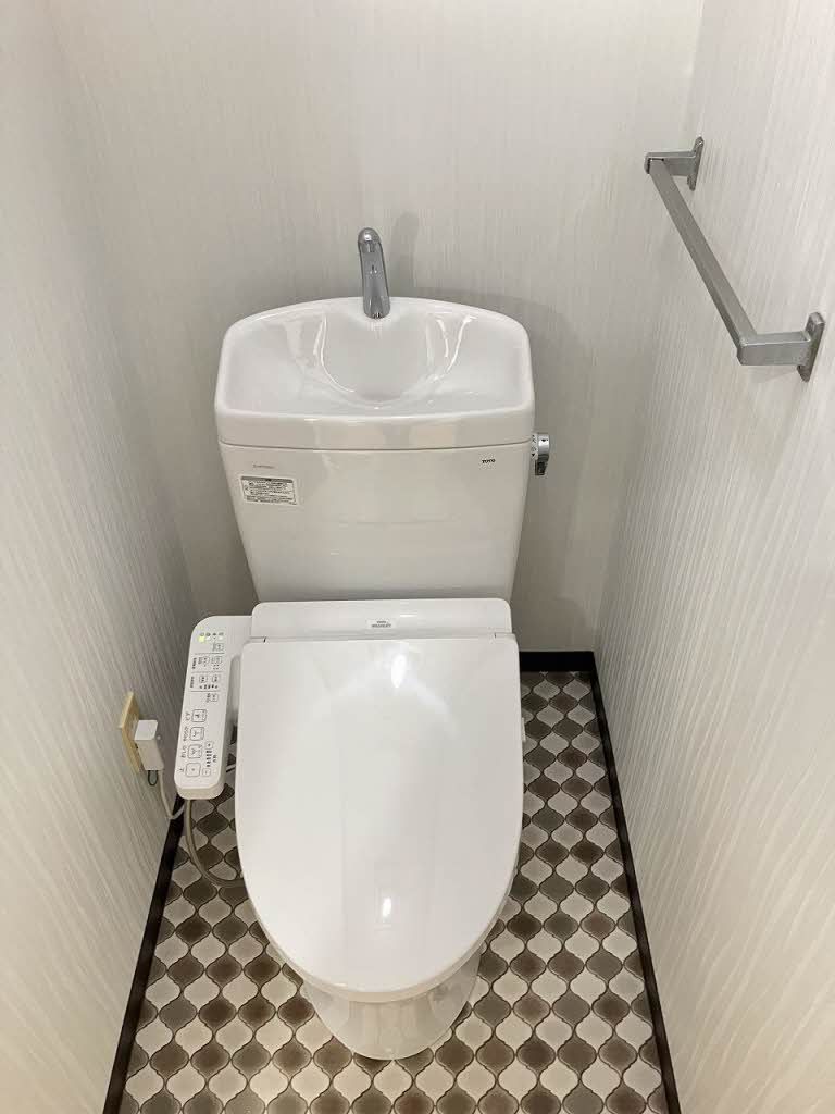 トイレ　トイレ