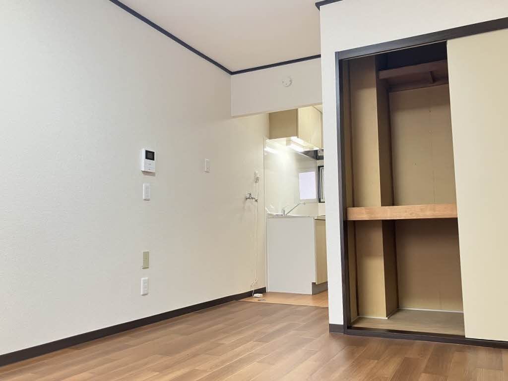 居室・リビング　洋室