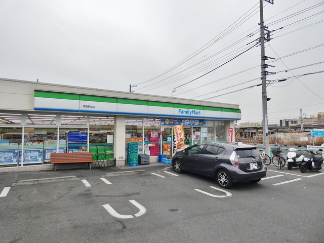 コンビニ　ファミリーマート拝島駅北店（コンビニ）まで265m