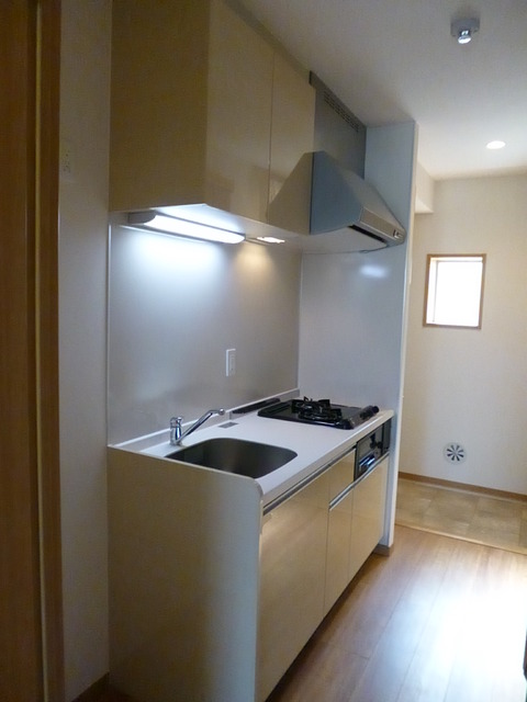 キッチン　★ 収納たっぷりのシステムキッチン★