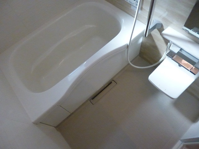 バス・シャワールーム　★追焚・浴室乾燥機付きバス★