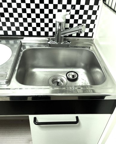 キッチン　ワンタッチ水栓とIHコンロを設置しています