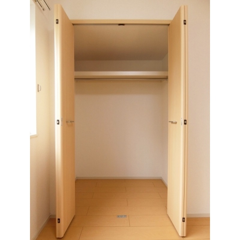 収納　図面と現状に相違がある場合には現状を優先