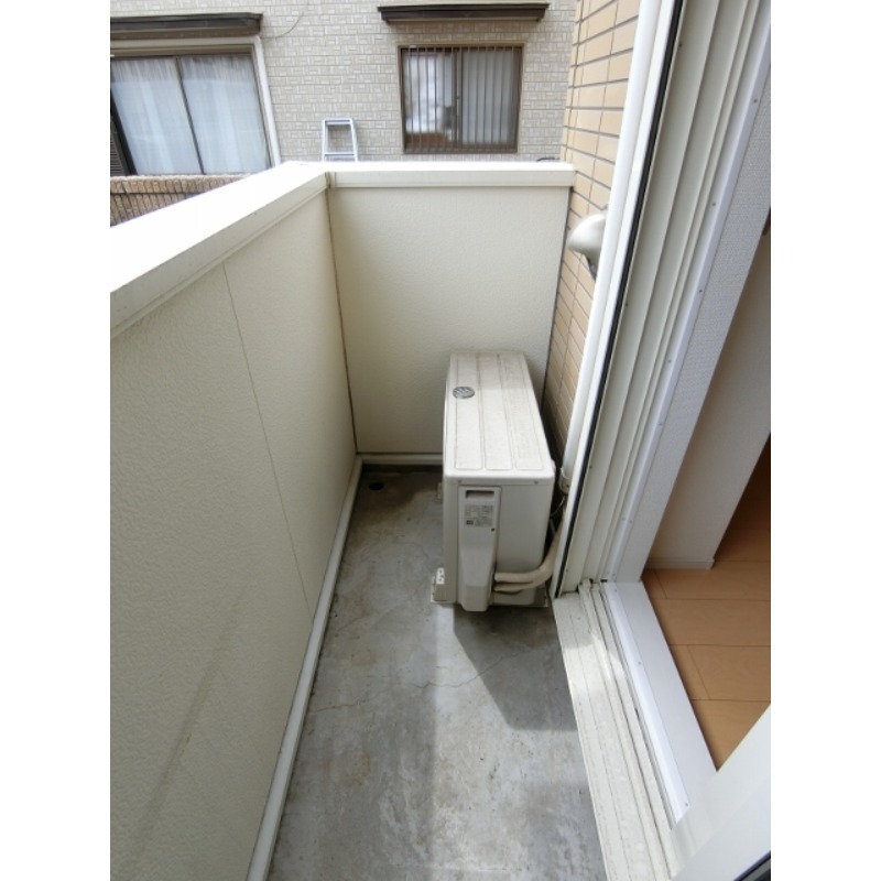 バルコニー　図面と現状に相違がある場合には現状を優先