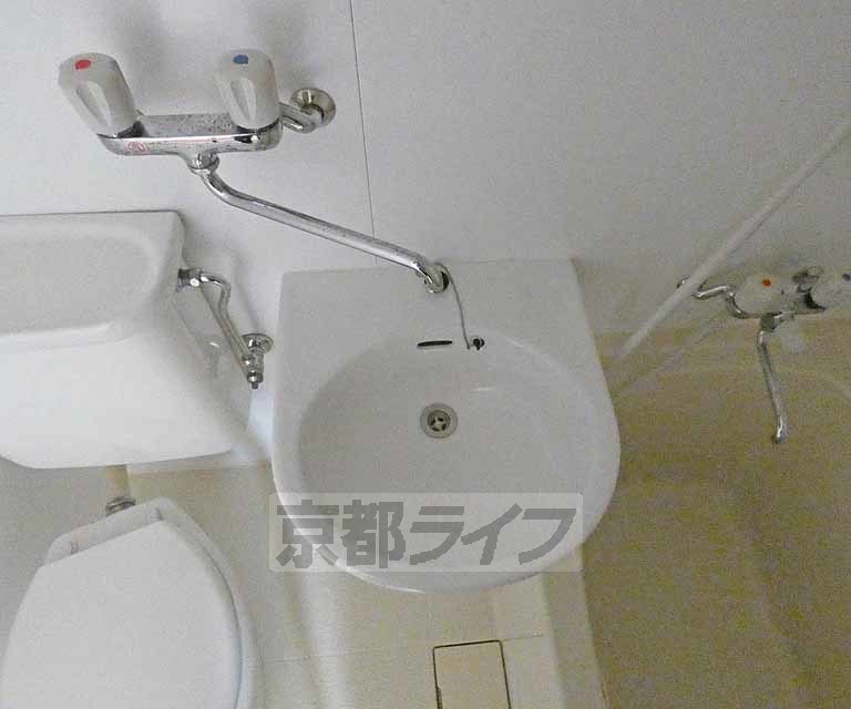 洗面設備　洗面台です。