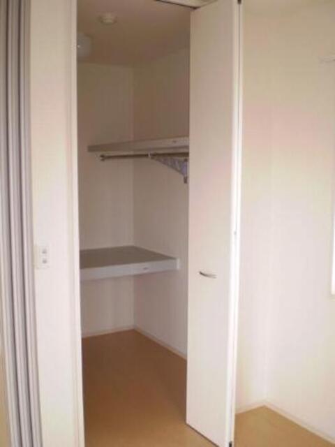 収納　１１０ウォークインクローゼット