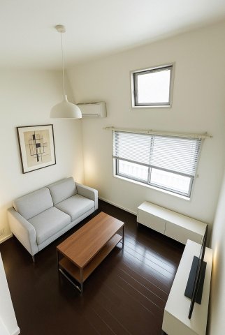 居室・リビング　家具家電はイメージとなります